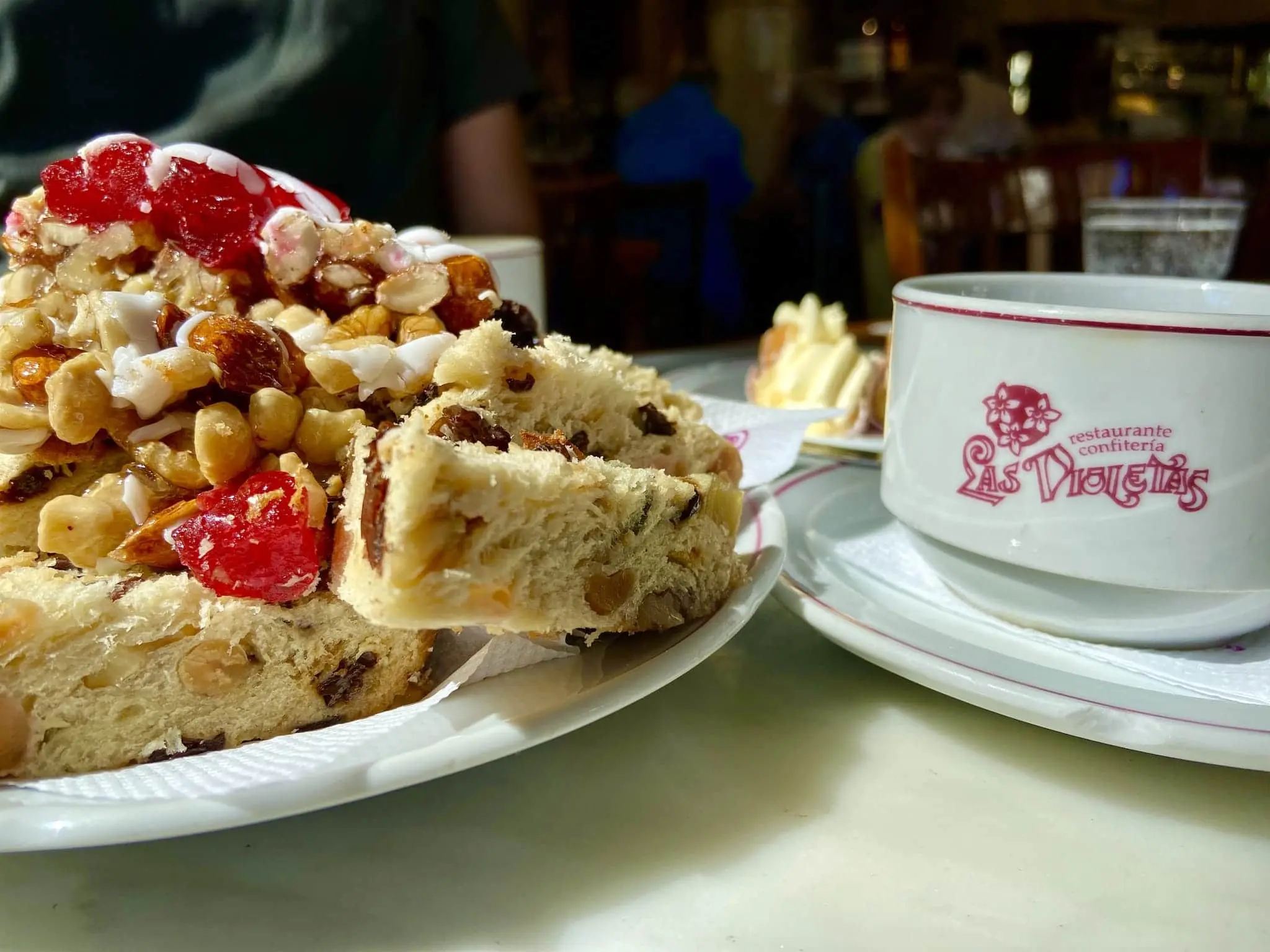 Tea time at Las Violetas in Buenos Aires