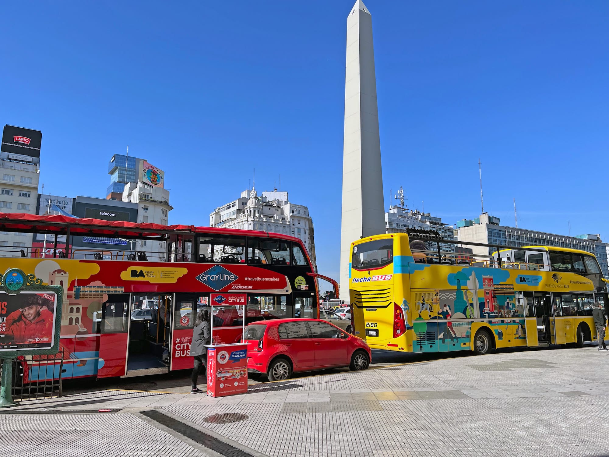 Hop on hop off bus buenos aires