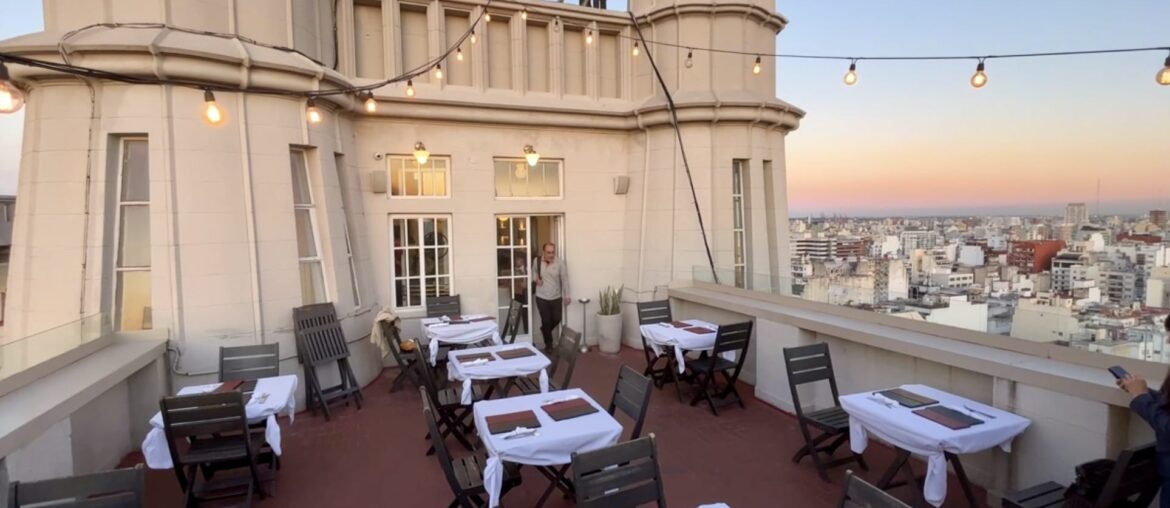 Rooftop bar in Buenos Aires sky bar